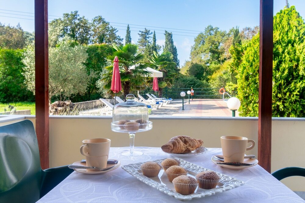 Фото Rivendell Apartments