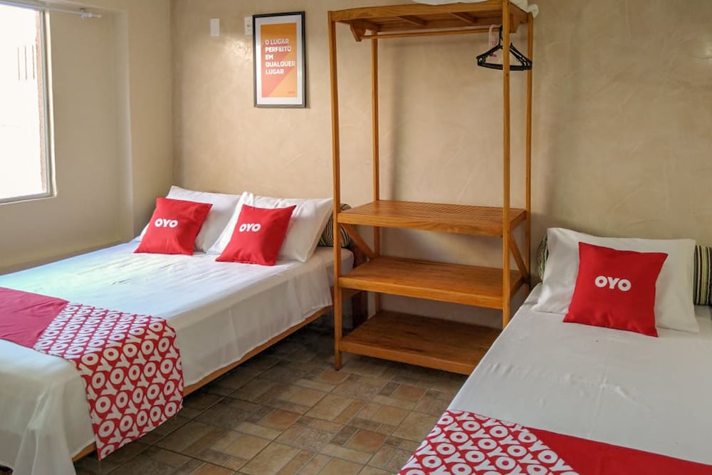 Фото Oyo Costa Serena Hotel