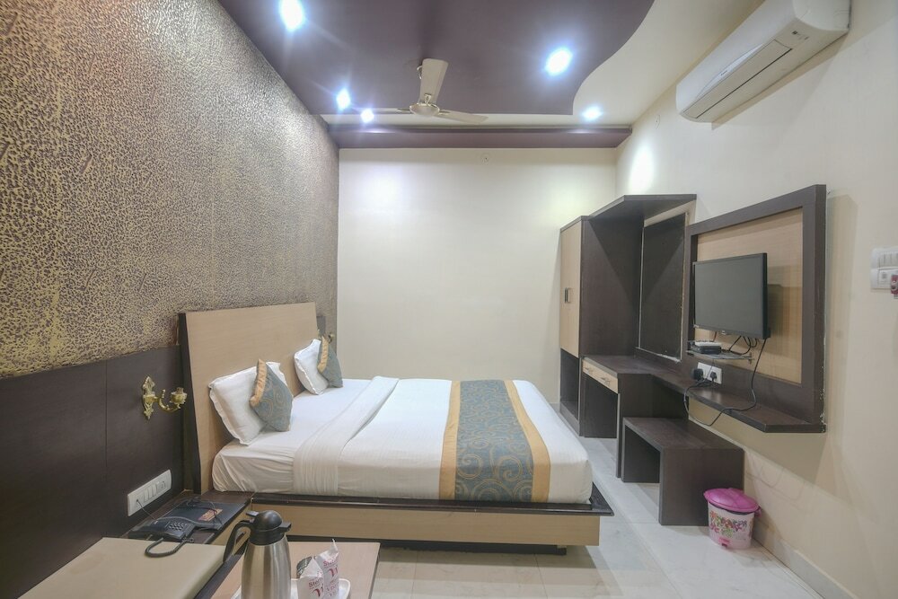 Фото Hotel Vishnu Villas