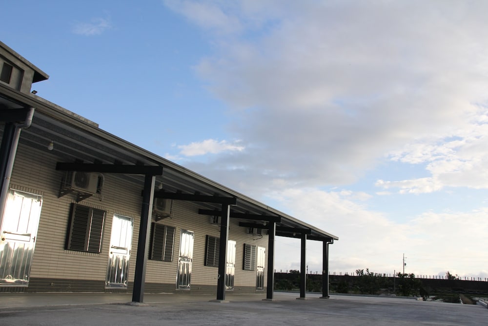 Фото Howj Hostel