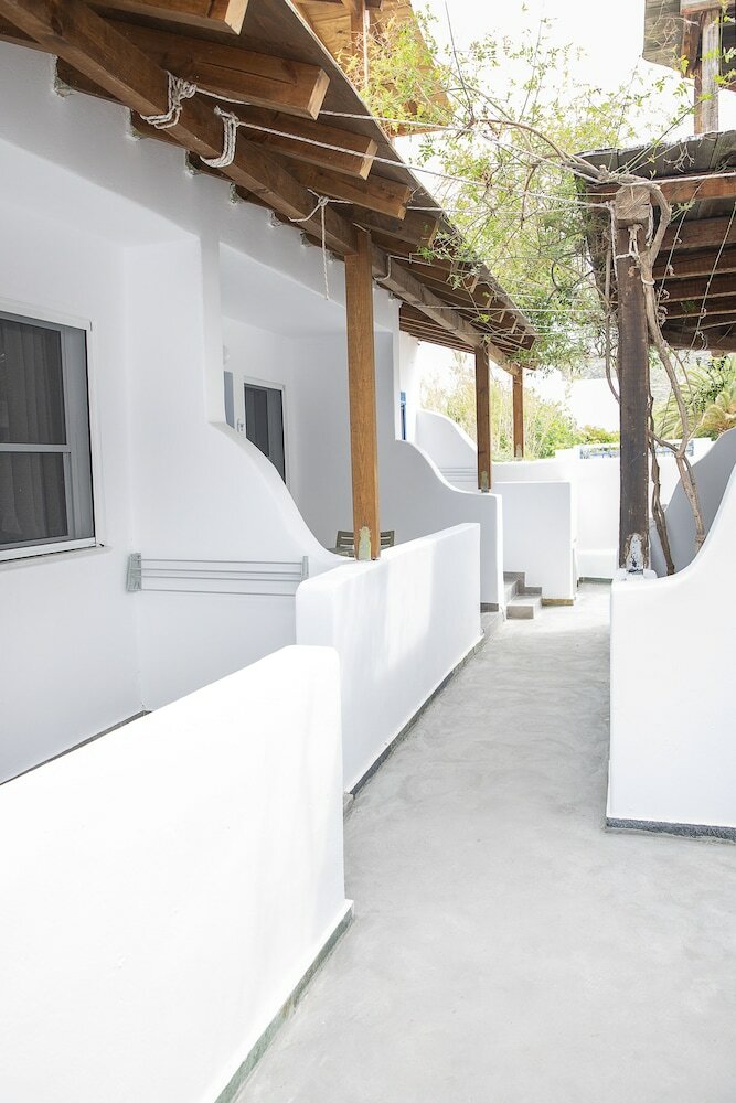 Фото Vassilia on the beach Serifos