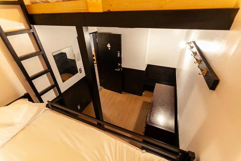 Фото Niseko Ski Lodge