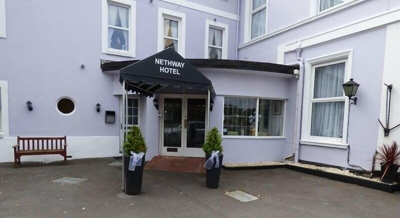 Гостиница Nethway Hotel в Торки