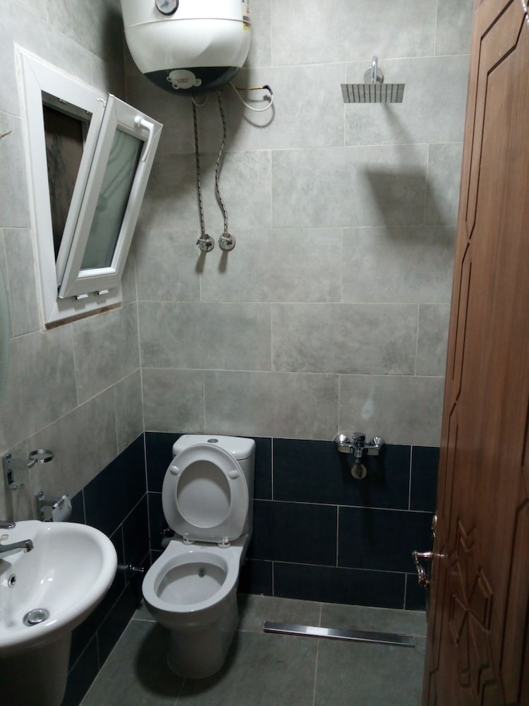 Фото Sydna All Hussain Hotel