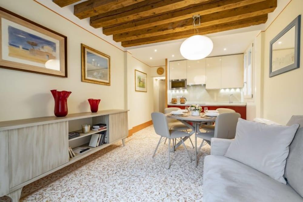 Фото Sant'Aponal Prestige