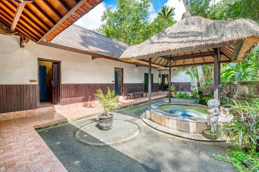 Фото Ubud Sari Health Resort