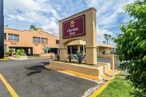 Гостиница Clarion Inn near McAllen Airport в Рейносе