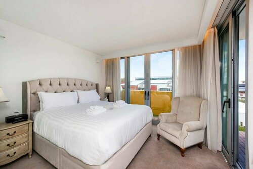 Гостиница The Nest - Trendy Studio near Center with Roof Terrace в Перте