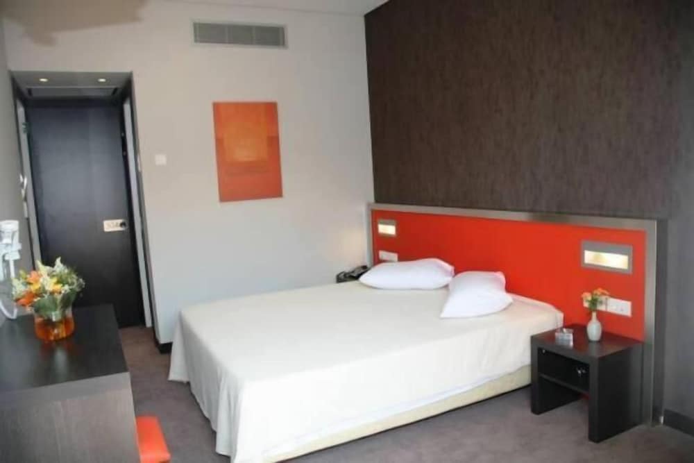 Фото Hotel Des Roses