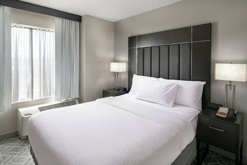 Гостиница TownePlace Suites Providence North Kingstown