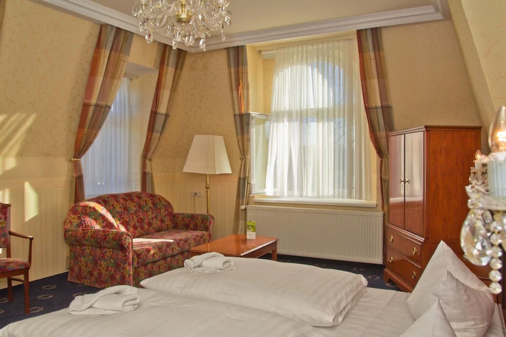 Фото Villa Esplanade mit Aurora