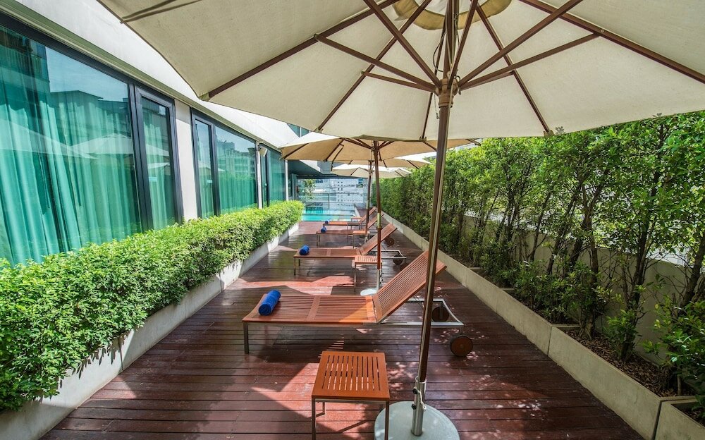 Фото Vic3 Bangkok Hotel