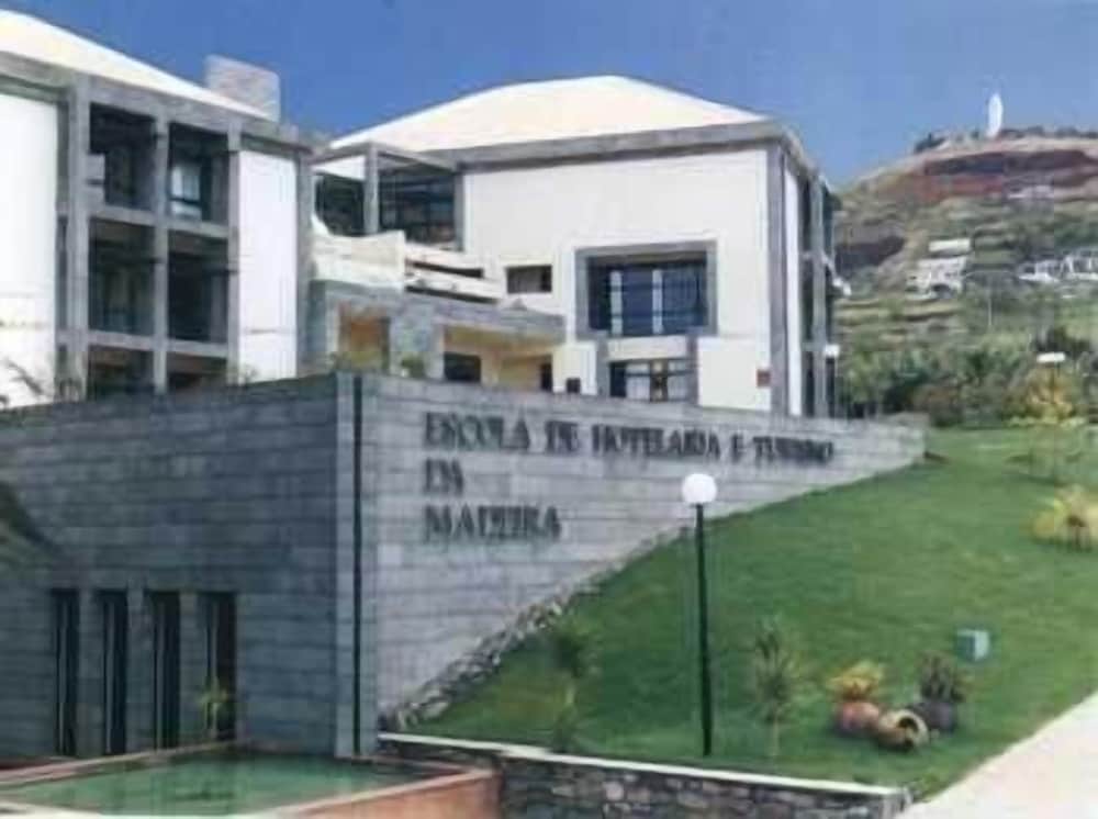 Фото Hotel Escola