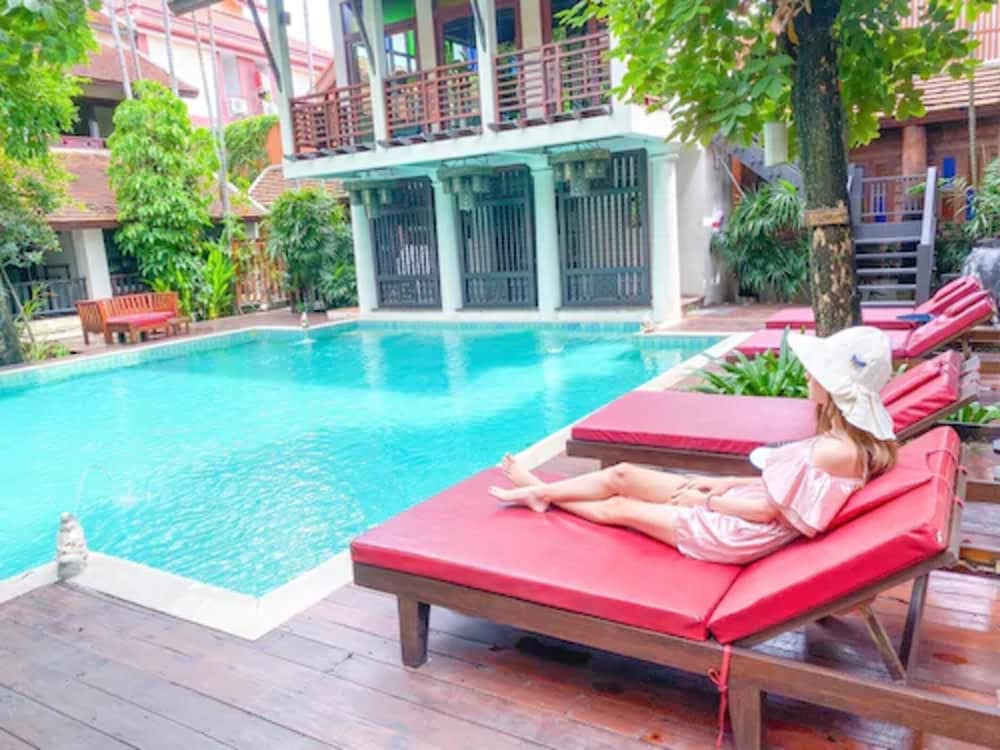 Фото The Rim Resort