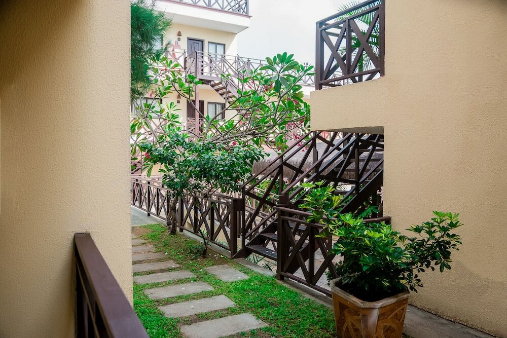 Фото Apart Hotel Serantes