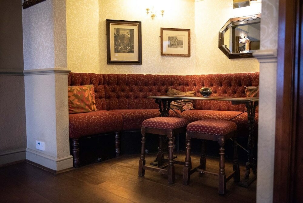 Фото The Coach and Horses