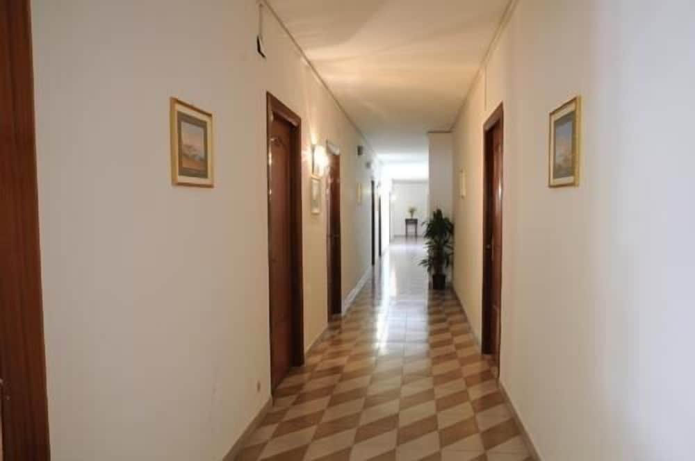 Фото Hotel Harmony