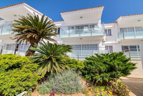 Гостиница Naranjos Resort Menorca