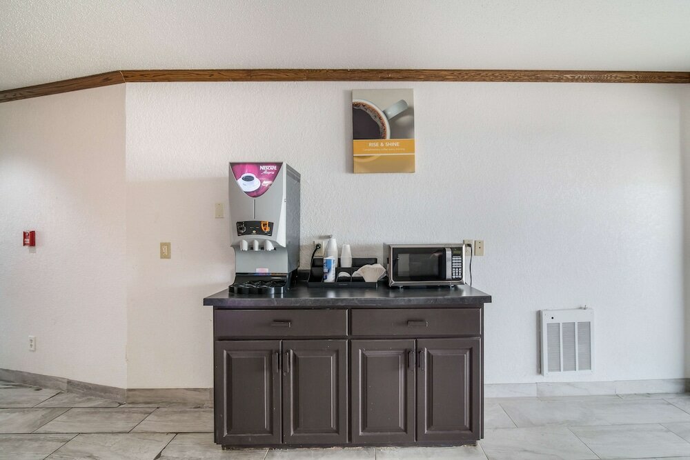 Фото Motel 6 Fargo, Nd - South