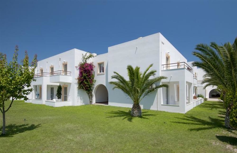 Фото Alexandra City Hotel