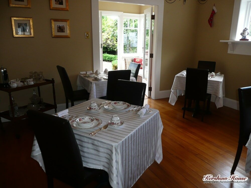 Фото Kershaw House Boutique Accommodation