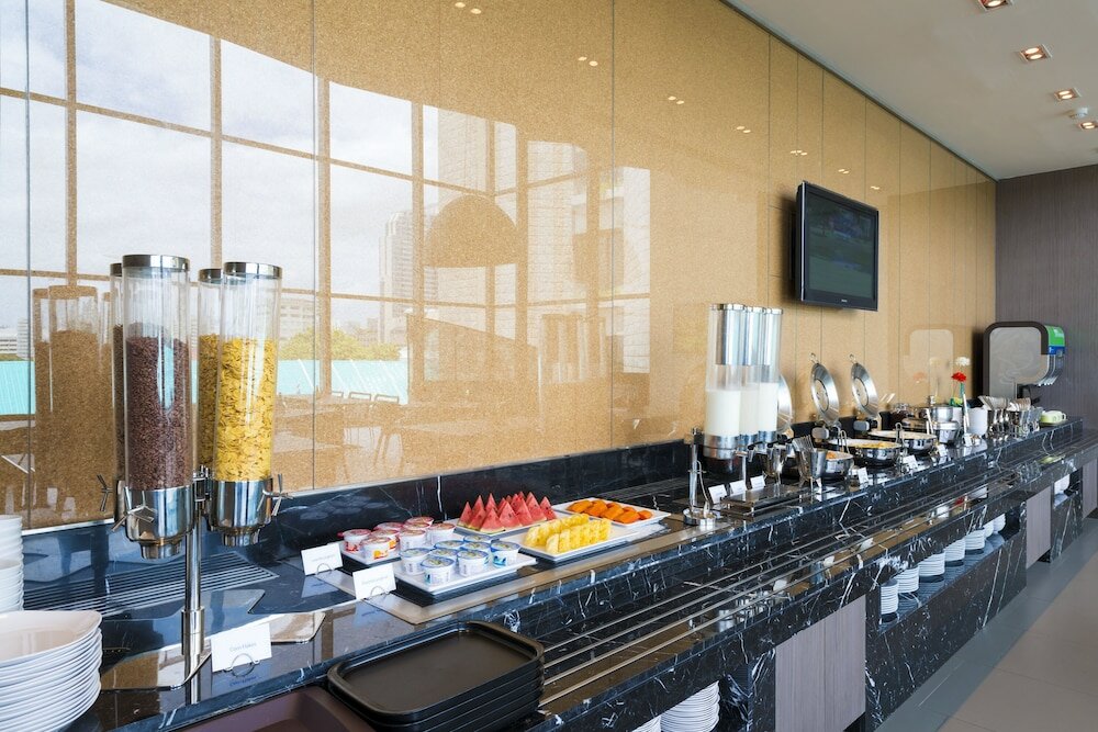 Фото Holiday Inn Express Bangkok Siam, an Ihg Hotel