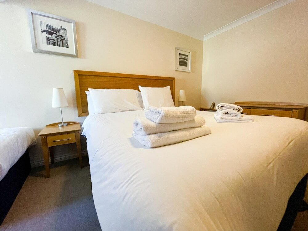 Фото The Angel Hotel