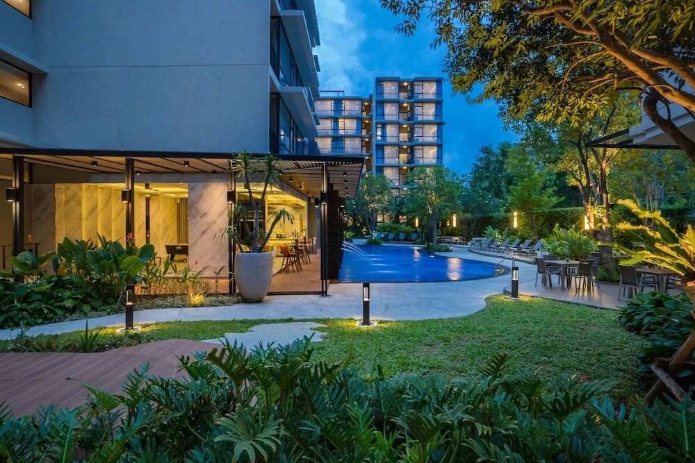 Фото Altera Hotel and Residence