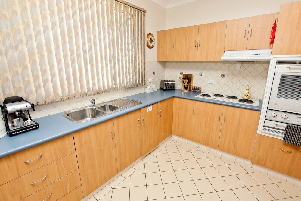 Фото Emaroo Cottages Broken Hill