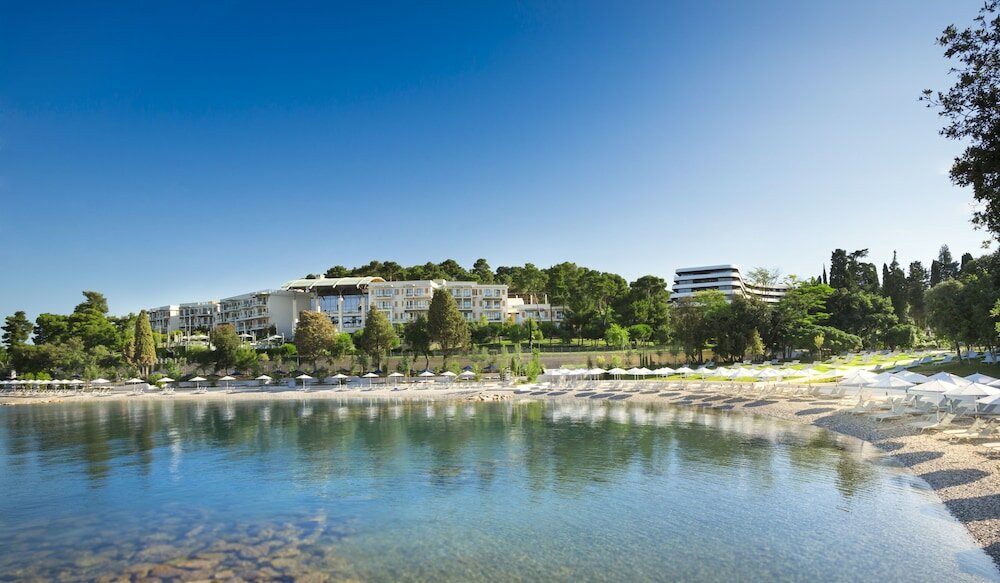 Фото Lone Hotel by Maistra Collection