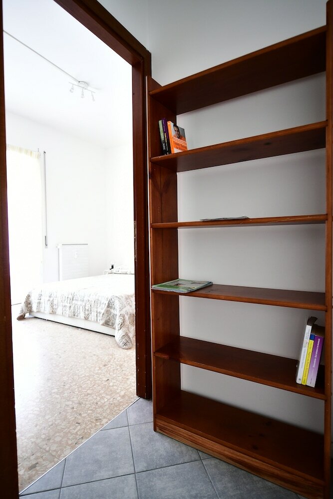 Фото Queen Vatican