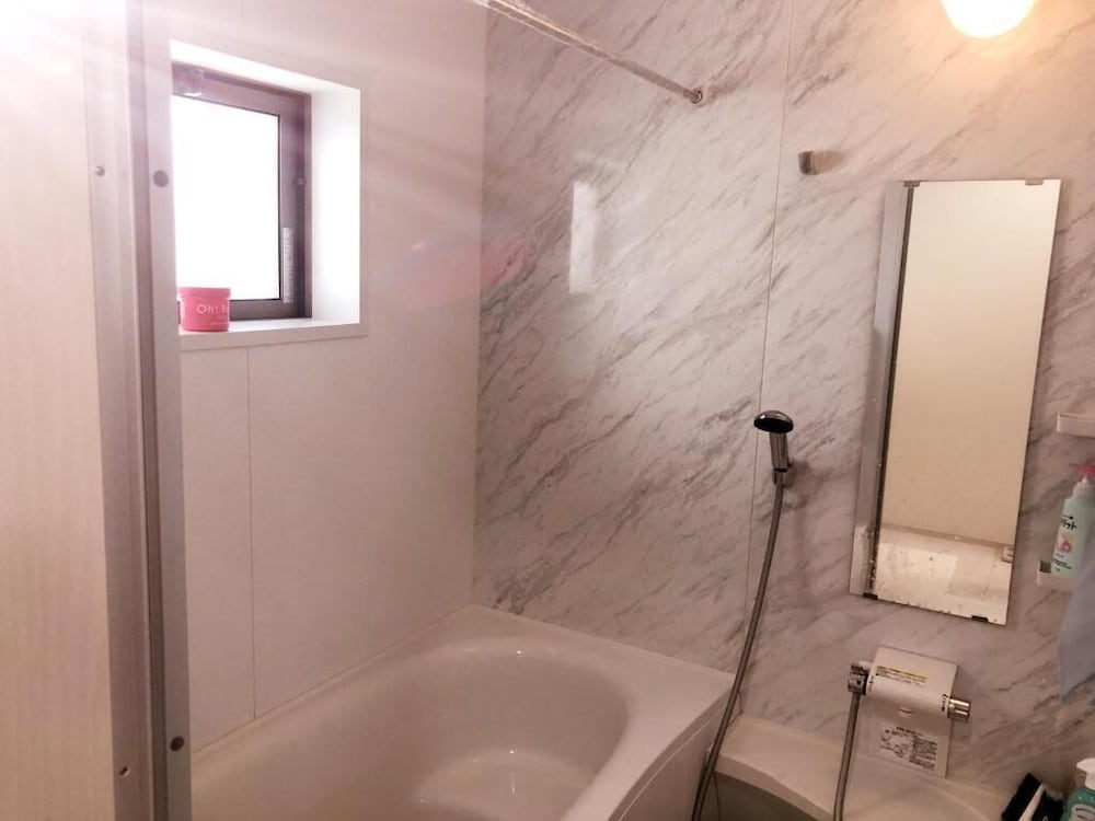 Фото Tokyo Toneri Garden House-Stay