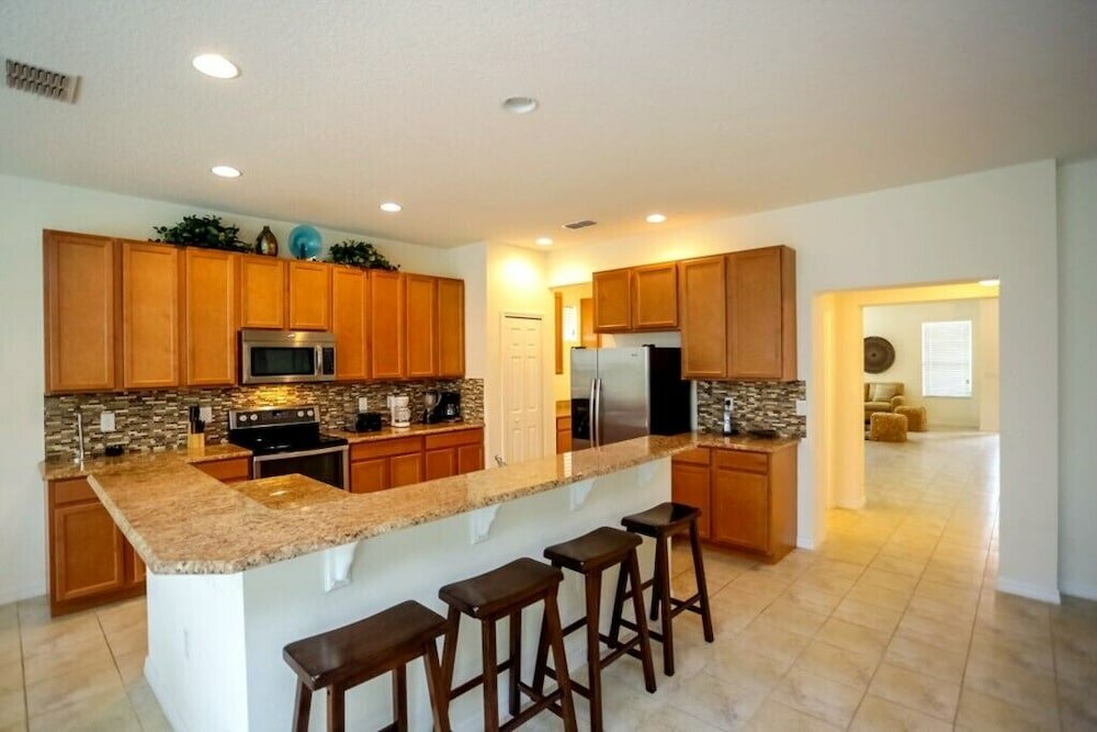 Фото Spacious At The Bellavida Resort 220 6 Bedroom Home