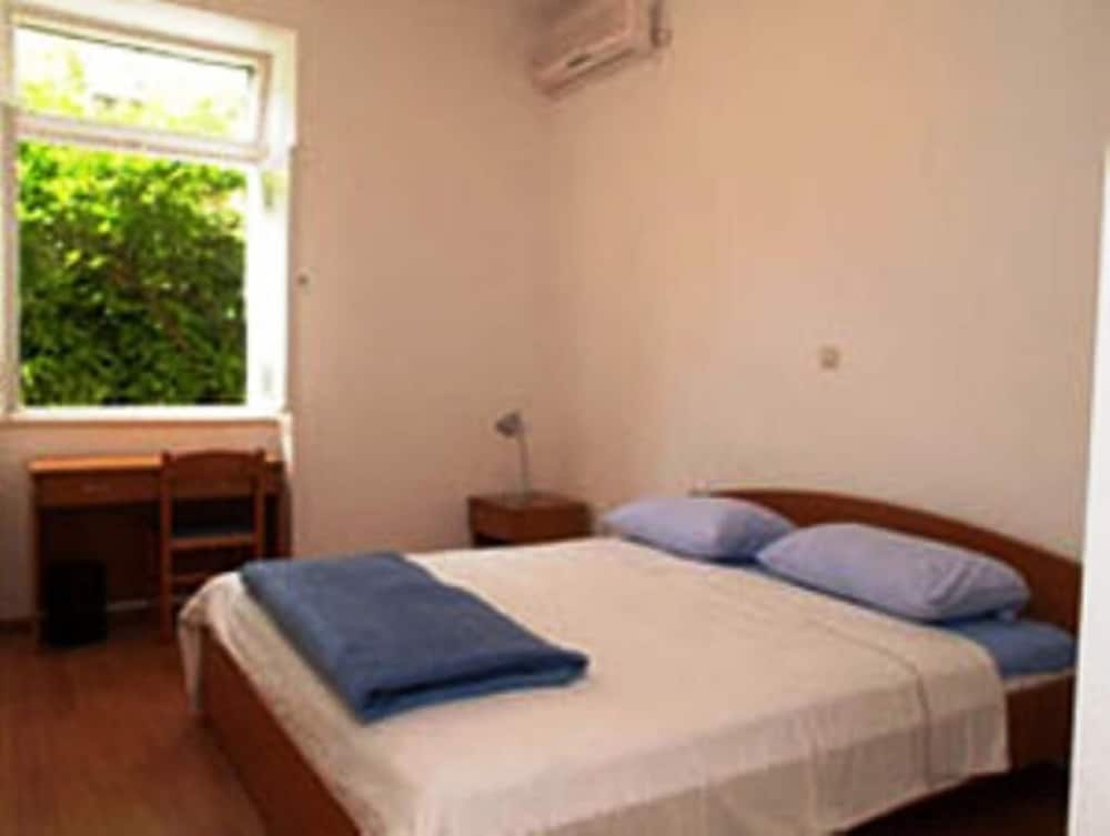 Фото Guest House Foretić