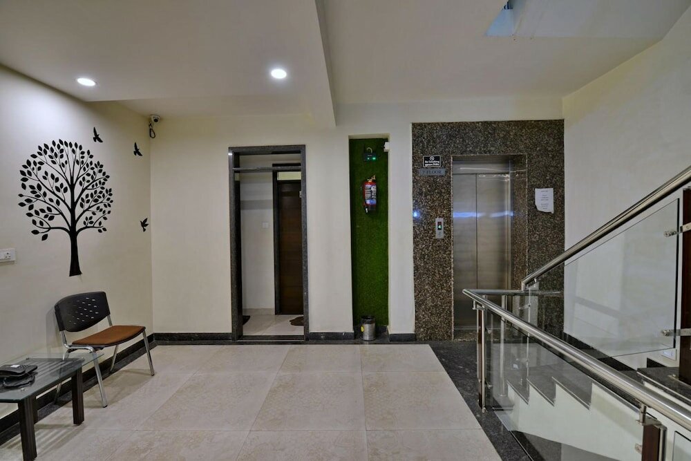 Фото Hotel Tilak