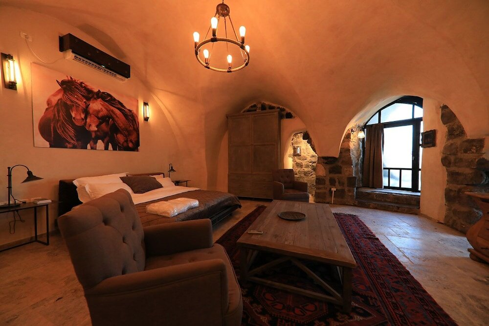 Фото Dona Castle