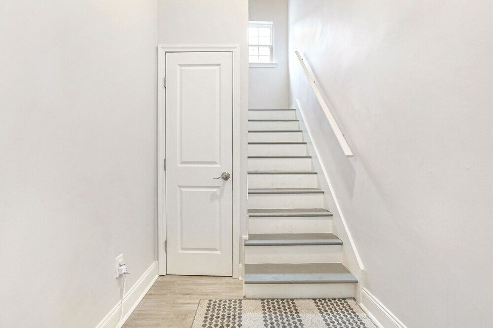 Фото Charming Homes Close to French Quarter