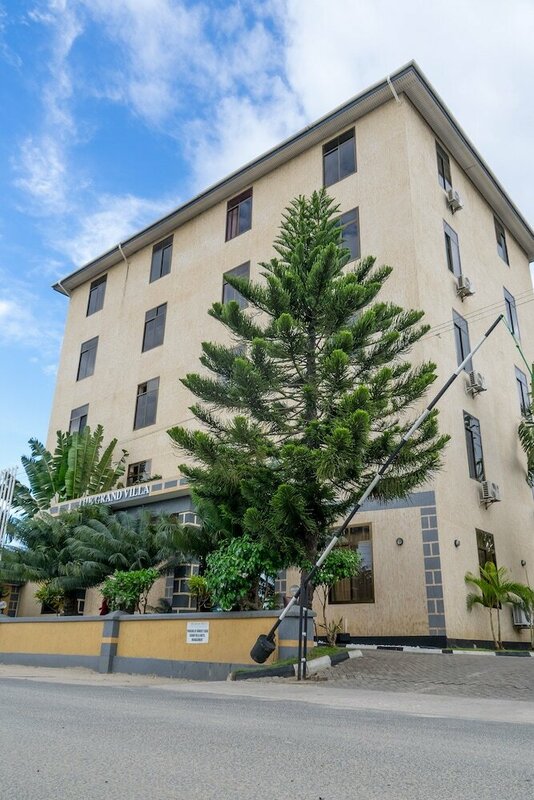 Гостиница The Grand Villa Hotel в Дар-эс-Саламе