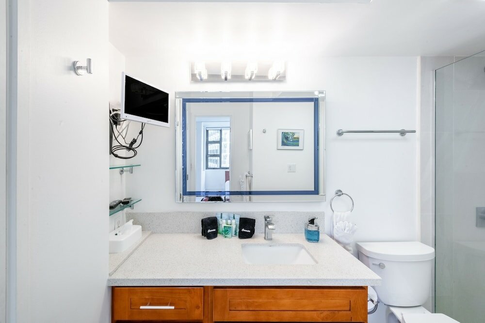 Фото 7th Floor Garden View Condo In Walking Distance to Waikiki Beach by Redawning