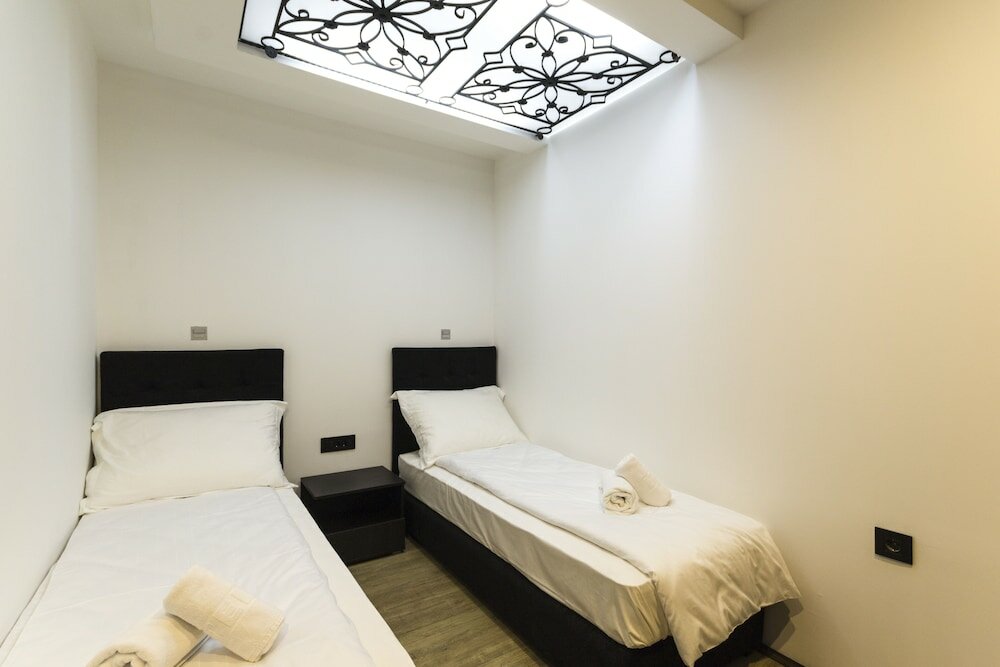 Фото Madison Rooms