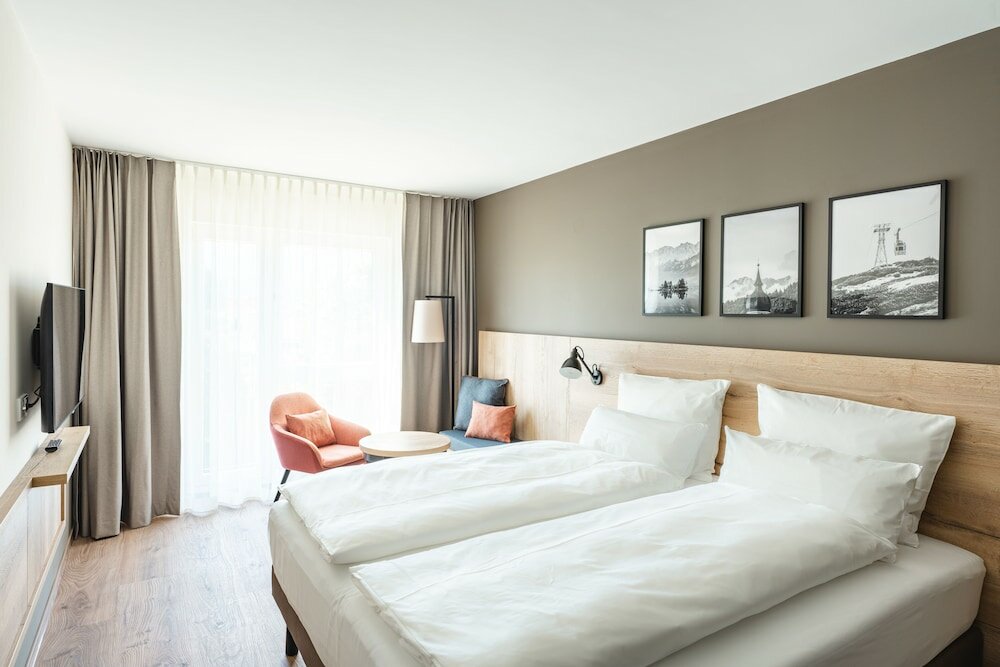 Фото Aja Garmisch-Partenkirchen