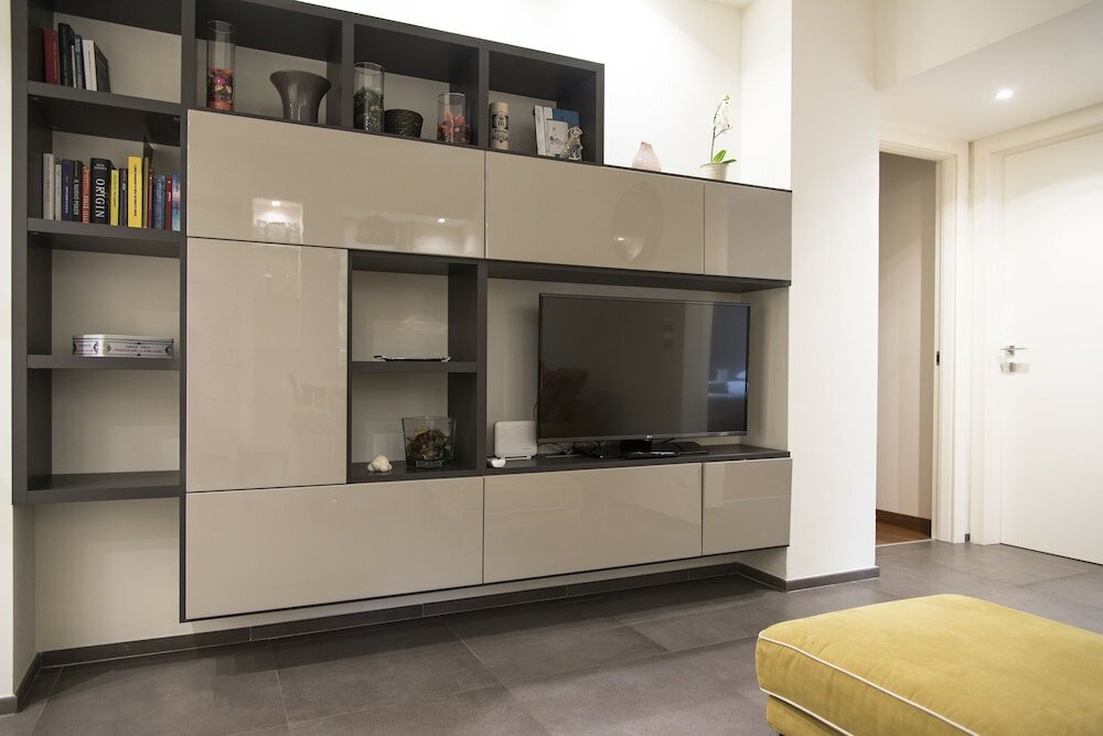 Фото 2 Bedrooms Flat with Parking near Metro Stop