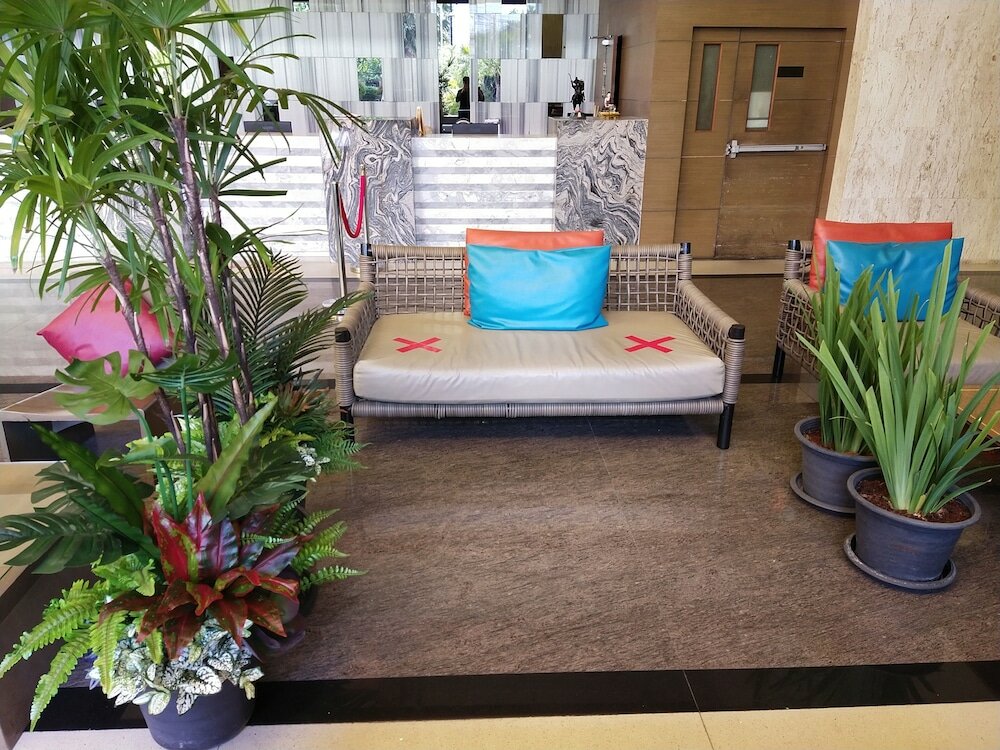 Фото Grand Howard Hotel Bangkok