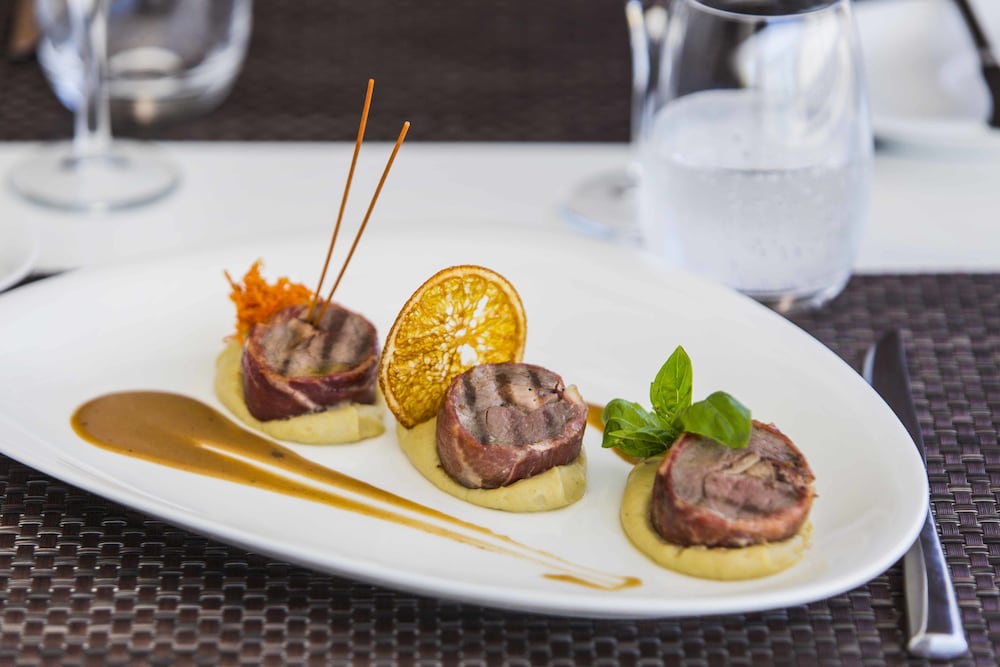 Фото Chateau Royal Beach Resort and SPA