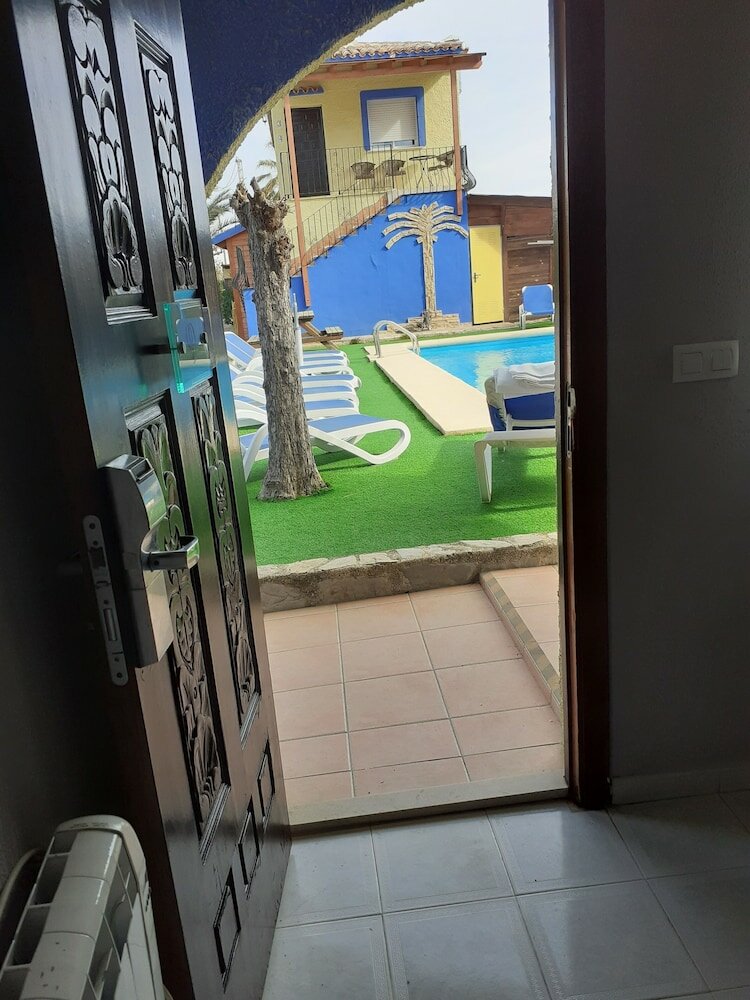 Фото Hotel Oasis