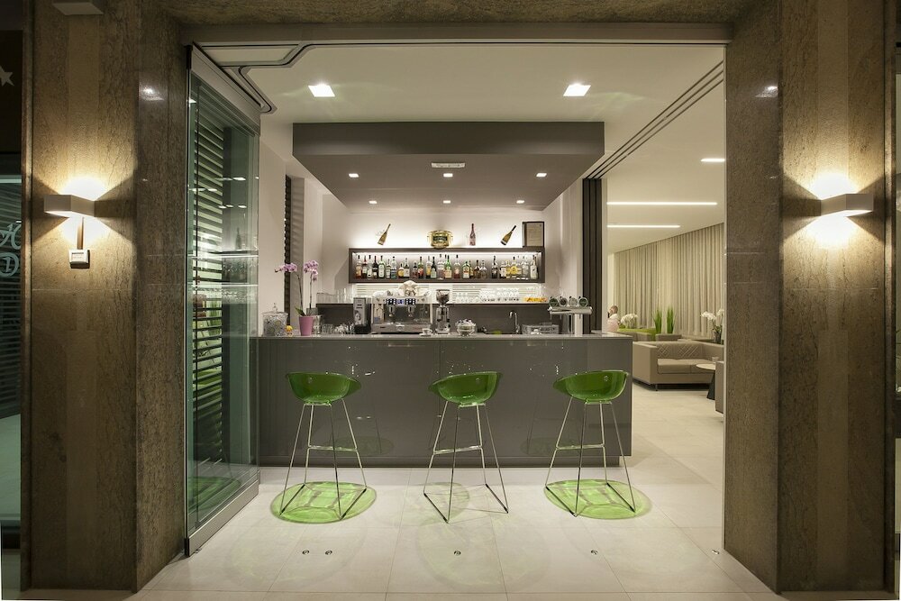 Фото Hotel Derby