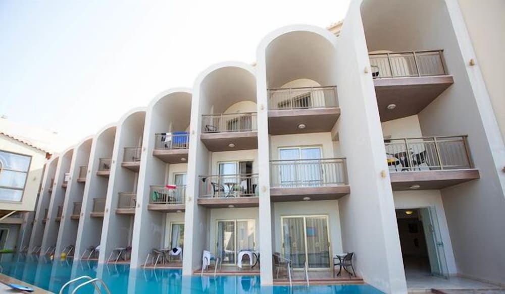 Фото Agelia Beach Hotel