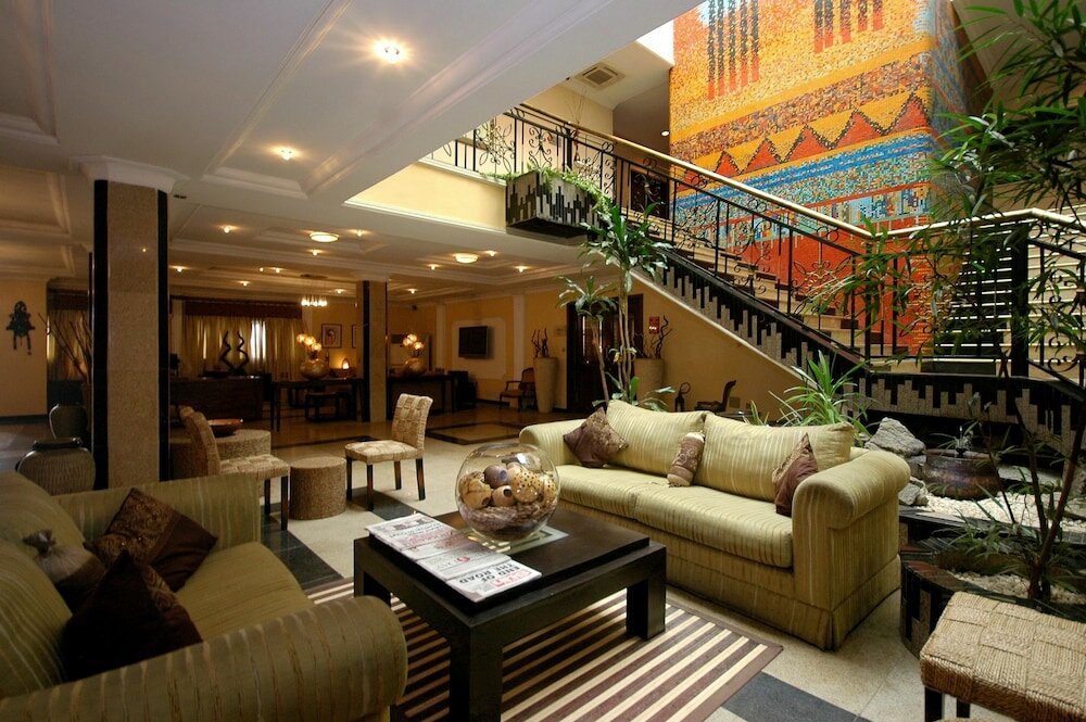 Фото отеля 2