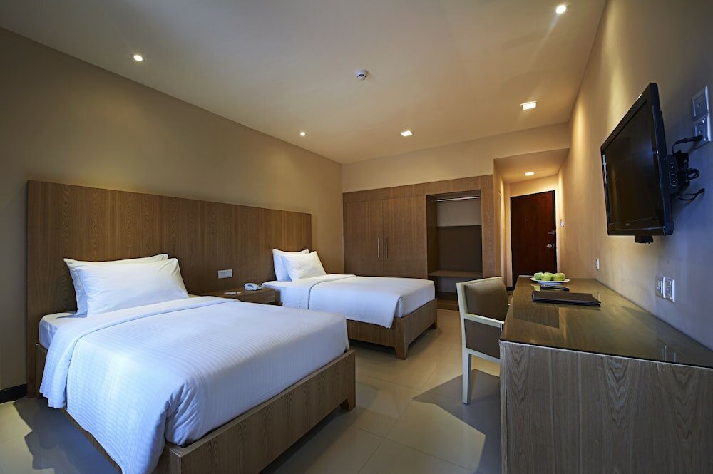 Фото Berjaya Hotel Colombo