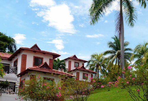 Гостиница Hotel Girardot Resort On Vacation в Хирардоте
